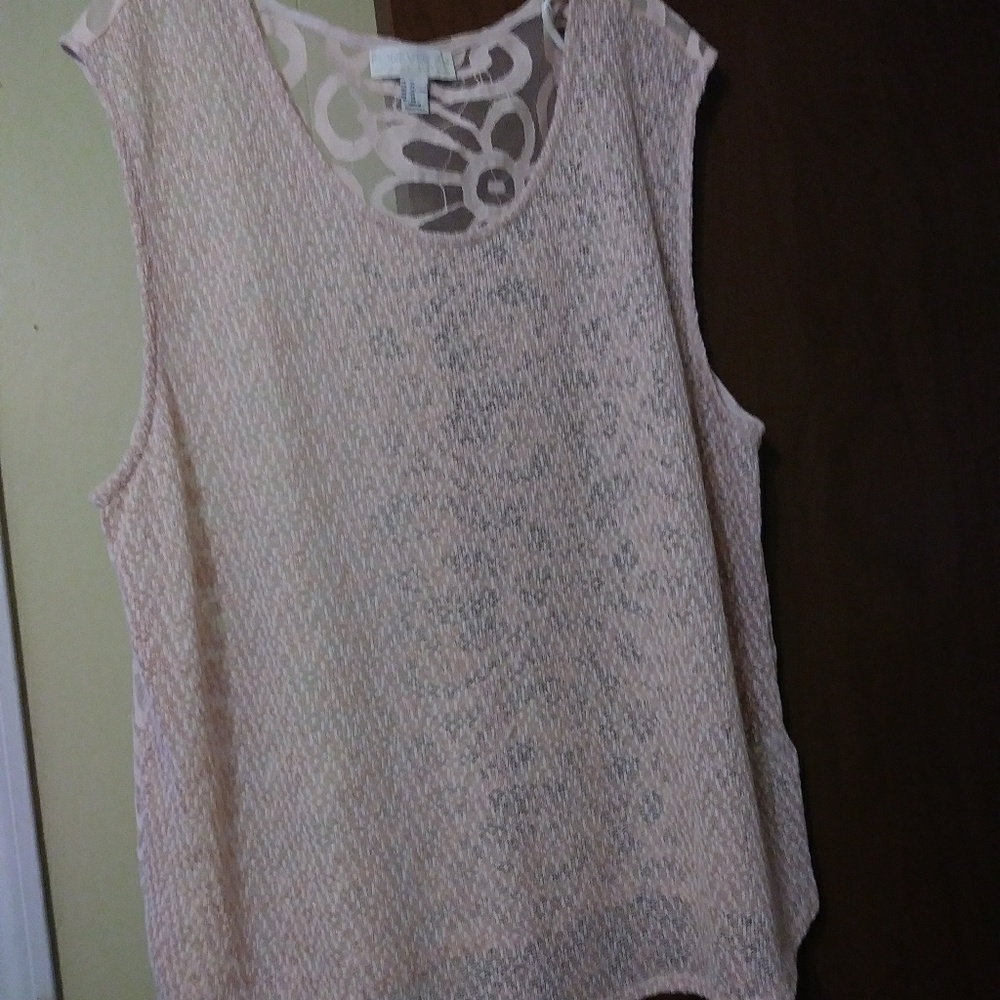 Forever 21 tank